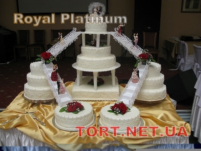 Свадебный торт на подставке_35