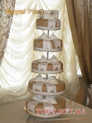 Свадебный торт на подставке_41