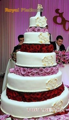 Свадебный торт на подставке_54