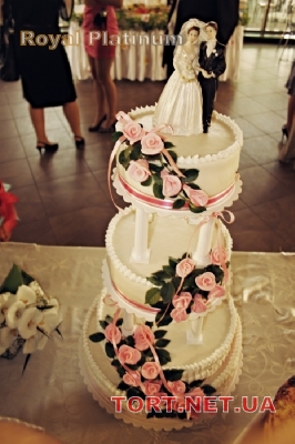 Свадебный торт на подставке_70